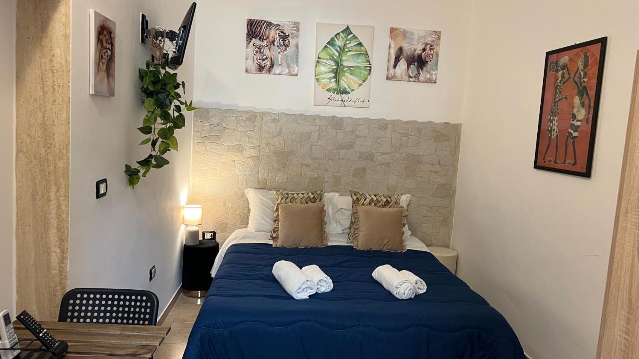 Faro'S Room Bari Eksteriør billede